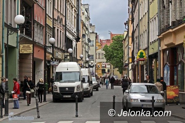 JELENIA GÓRA: „Tak” dla taksówek w centrum?