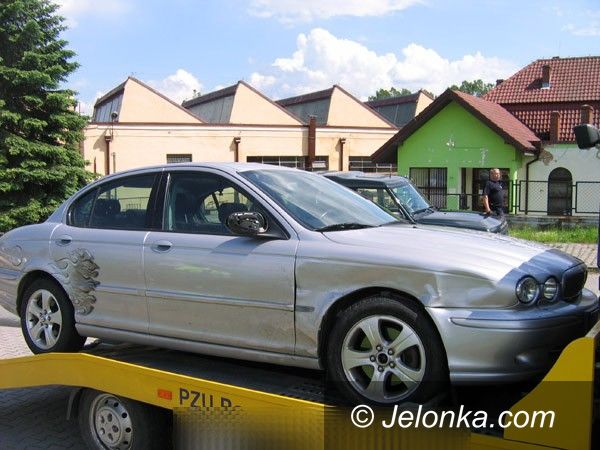 JELENIA GÓRA: W jaguara w promieniach słońca