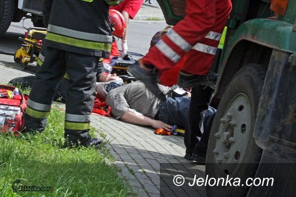 JELENIA GÓRA: Bardzo groźny wypadek (pozorowany)