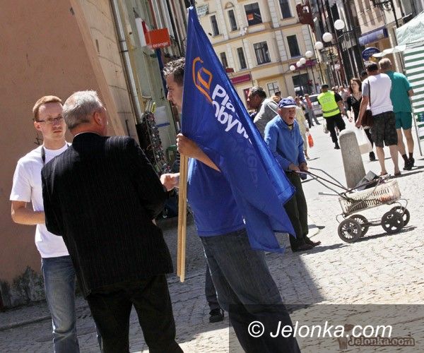 JELENIA GÓRA: Niebieska kampania w Jeleniej Górze
