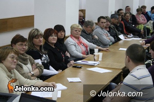 JELENIA GÓRA: Kupieckie negocjacje z miastem