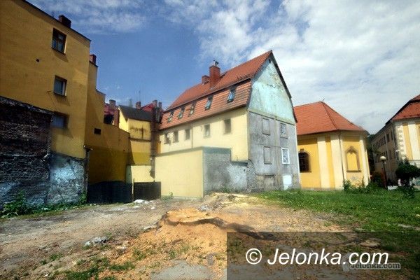 JELENIA GÓRA: Nowa jakość skwerku przy cerkiewce