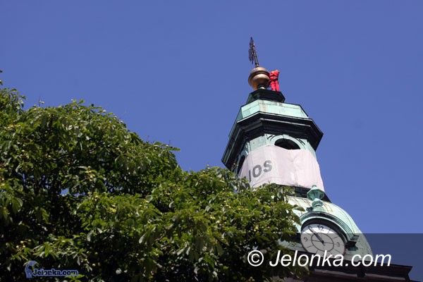 JELENIA GÓRA: Szklana tuba pamięci