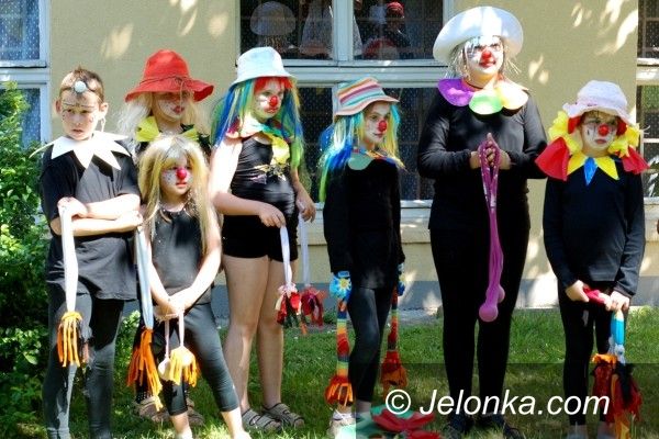 JELENIA GÓRA: Cyrkowe sztuczki w Przystani Twórczej