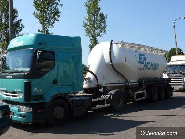 JELENIA GÓRA: Czech sprowadził brudy