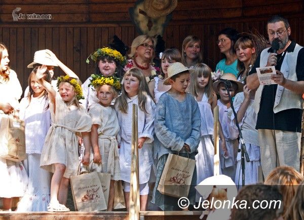 JELENIA GÓRA: Pożegnanie Matołka w promieniach słońca – VIDEO