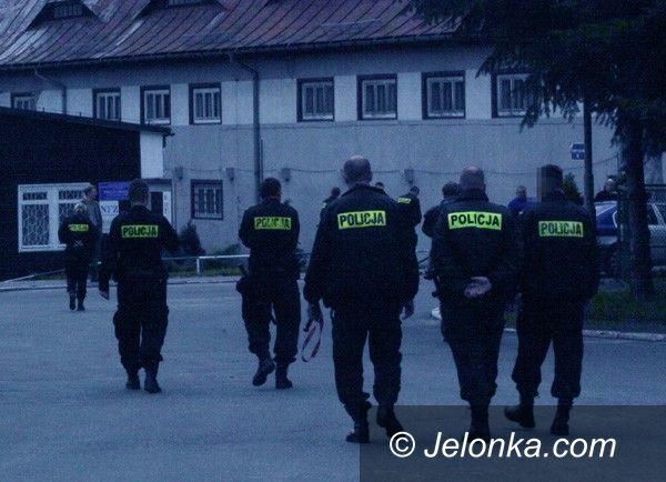 REGION: Policjantka włamywała się i kradła