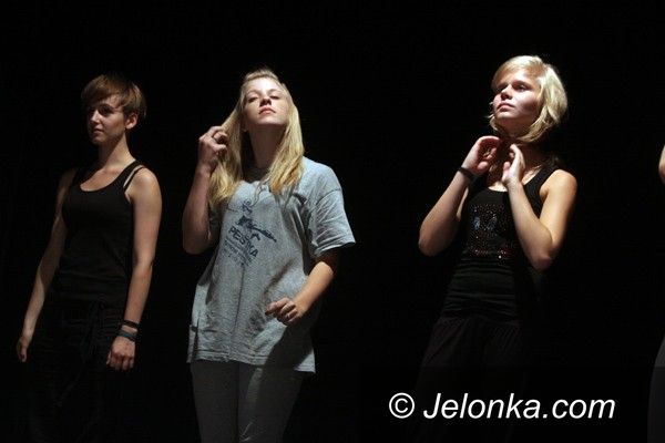 JELENIA GÓRA: Inspiracje damsko–męskie