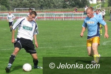 Jeżów Sudecki: Lotnik gładko wygrywa z Gryfem