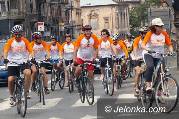 JELENIA GÓRA: Trakt śródmiejski rowerami zdobyty