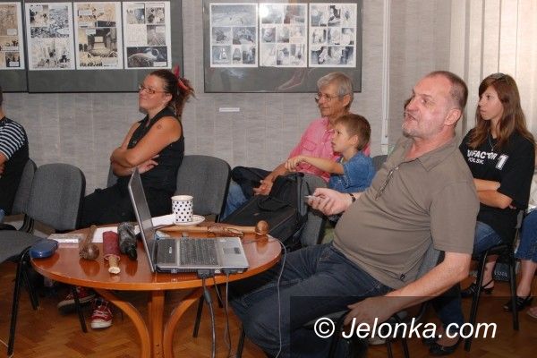 JELENIA GÓRA: Maski, lew i Masajowie w BWA