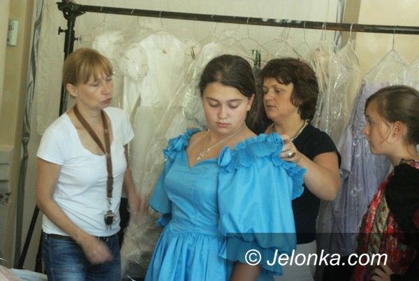 JELENIA GÓRA: Barwny korowód z Marysieńką i Sobieskim