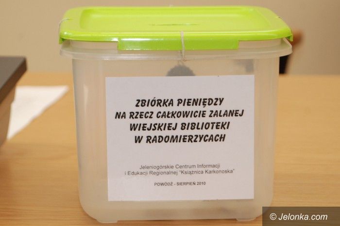 Jelenia Góra / Radomierzyce: Na ratunek bibliotece w Radomierzycach