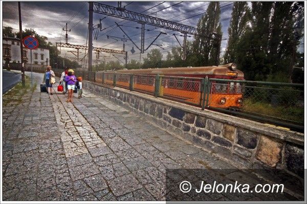 JELENIA GÓRA/REGION: Przetasowania w rozkładzie jazdy pociągów