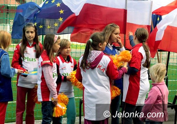JELENIA GÓRA: Z nowym boiskiem w nowy rok