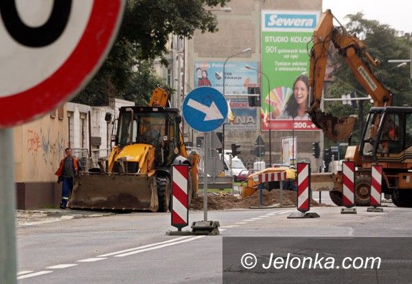 JELENIA GÓRA: Rozkopana ulica 1 Maja