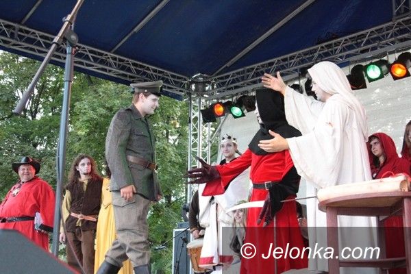 KOWARY: Kowarskie duchy „postraszyły”!