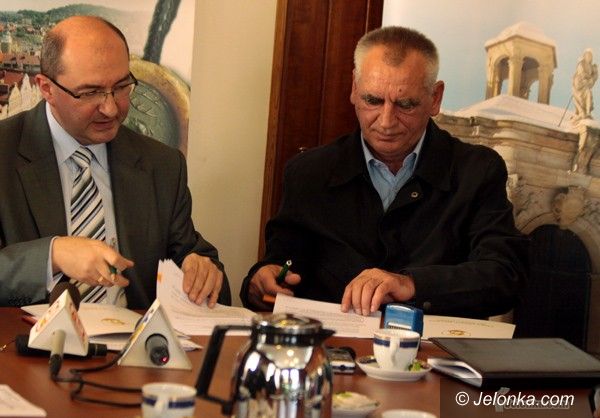 JELENIA GÓRA: Skanalizują część osiedla Orle