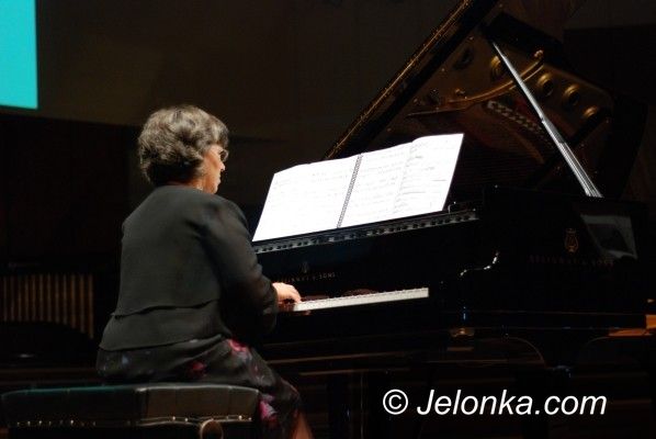 JELENIA GÓRA: Niech płaczą dźwięki w twym pianinie
