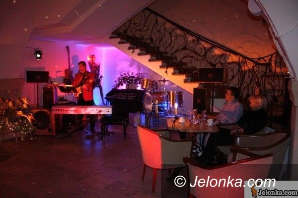 JELENIA GÓRA: Głaskanie zmysłów obrazem i dźwiękiem