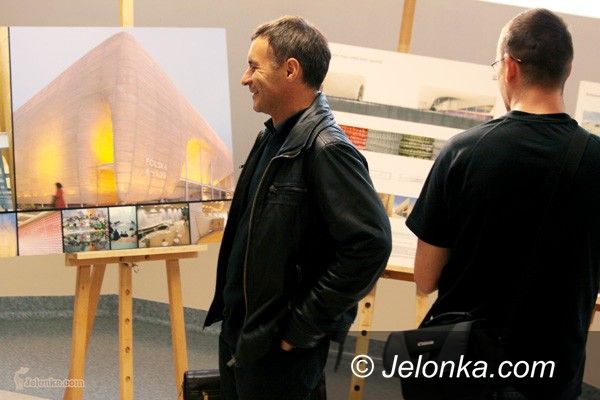 JELENIA GÓRA: Wielka architektura w Dworze Czarne