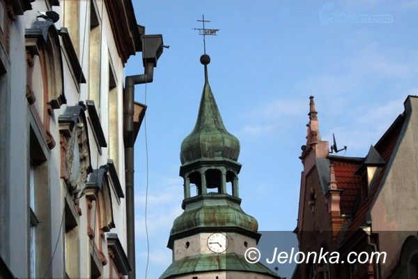 JELENIA GÓRA: Zegar na baszcie już chodzi i dzwoni