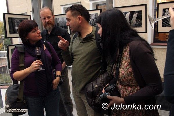 JELENIA GÓRA: Czechy oczami Czeszek. Potrójna wystawa zza Karkonoszy