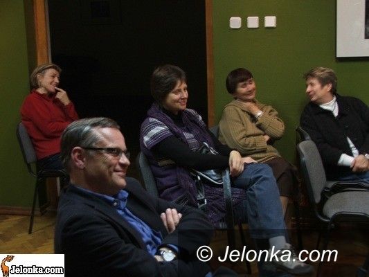 JELENIA GÓRA: „preTeksty” do dyskusji międzypokoleniowej