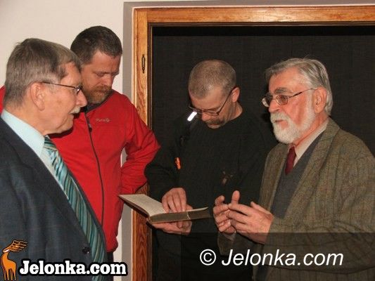 JELENIA GÓRA: (Nie)szkodliwe zabawy w niemieckich rycerzy