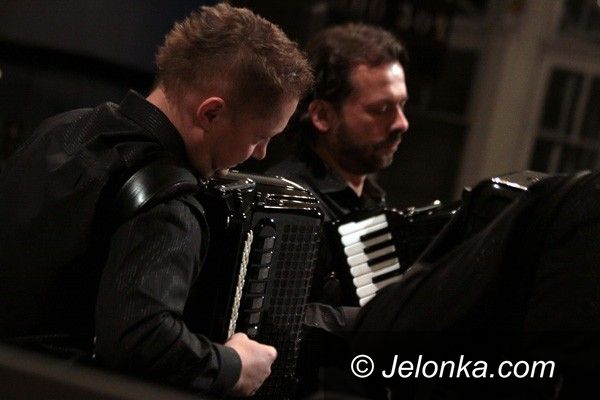 JELENIA GÓRA: Moc pięciu akordeonów pod palcami mistrzów