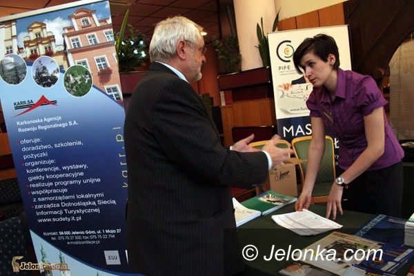 JELENIA GÓRA: W trójkę łatwiej: pomocna dłoń dla niewielkiego biznesu