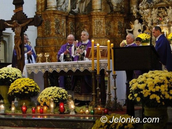 JELENIA GÓRA: Odeszli na wieczną lekcję. Pamięci ludziom szkoły