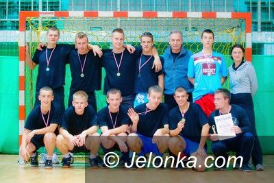 Jelenia Góra: Królowie hali
