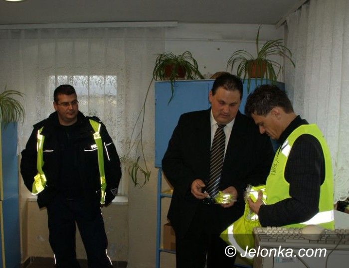 JELENIA GÓRA: Bezpieczni, bo widoczni. Zwłaszcza jesienią i zimą