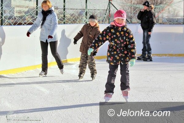 JELENIA GÓRA: Na ślizgawkę do „Jelonka”. Kiedy chwyci mróz