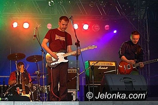 SZKLARSKA PORĘBA: Papryka Korps zagra w Jazgocie