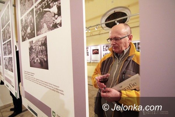 JELENIA GÓRA: Siła obrazu fotografii prasowej