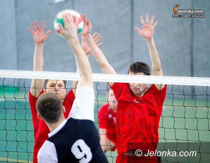 III-liga siatkarzy: Ciężkie zadanie przed siatkarzami Kolegium, przyjeżdża lider