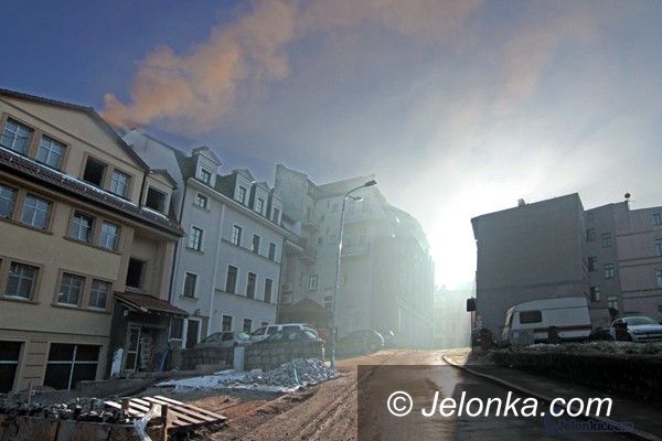 JELENIA GÓRA: Kopcą w śródmieściu