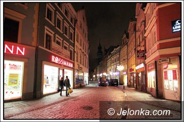 JELENIA GÓRA: W co się bawić w Jeleniej Górze po godz. 18?