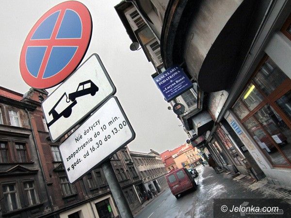 JELENIA GÓRA: Ulica Wolności – najdroższy parking w mieście!