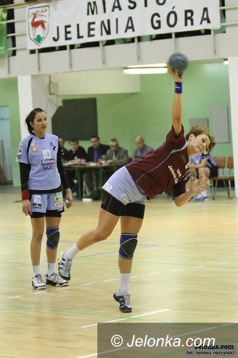 Superliga: Pierwsze wyjazdowe zwycięstwo KPR–u, walka o play–offy trwa nadal