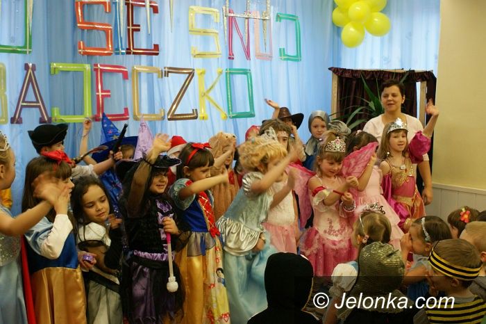 JELENIA GÓRA: Ach, co to był za bal! Karnawał u Hałabały