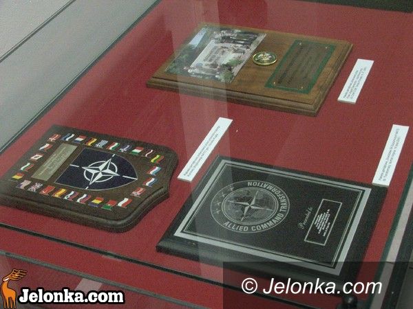 JELENIA GÓRA: Aktualna wojna na wystawie