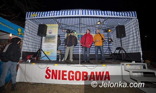 Piechowice: Śniegobawa bez śniegu. Z ogniskiem i kiełbaskami