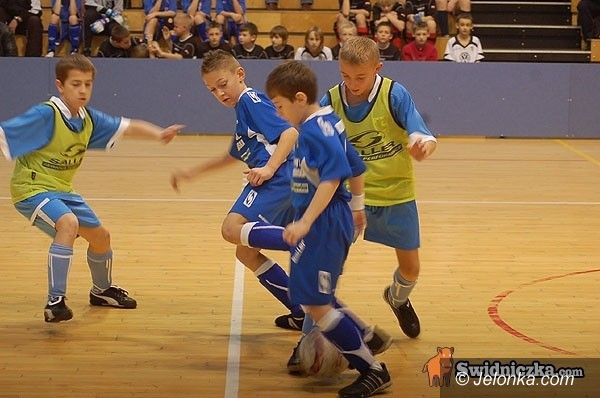 Jelenia Góra: Zwycięstwo Karkonoszy w Turnieju Młodzików