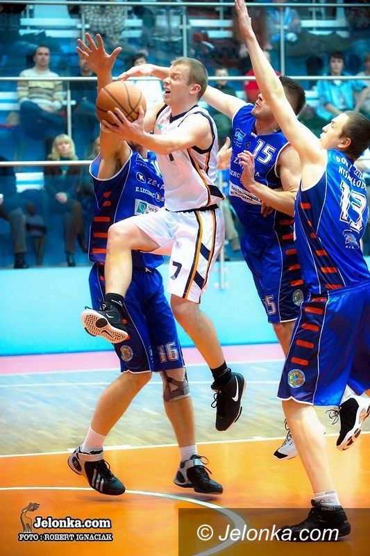 II-liga koszykarzy: Sudety w walce o play–offy