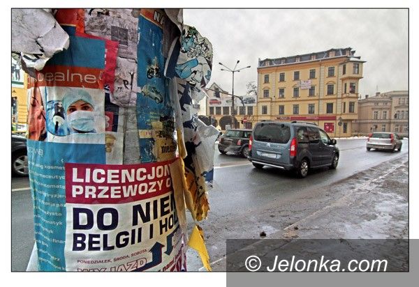 JELENIA GÓRA: Te paskudne słupy latarni