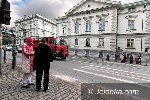 JELENIA GÓRA: Wydział komunikacji: łatwiej o odbiór papierów