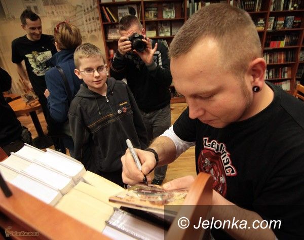 JELENIA GÓRA: „Droga” „Leniwca”. Tym razem, z wizytą w EMPIKU